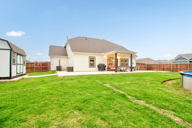 600 Kyle Drive, Tioga, TX 76271
