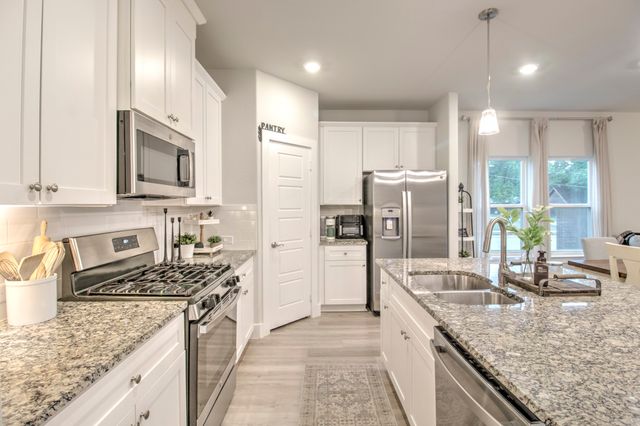600 Kyle Drive, Tioga, TX 76271