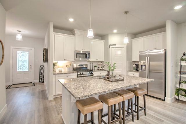 600 Kyle Drive, Tioga, TX 76271