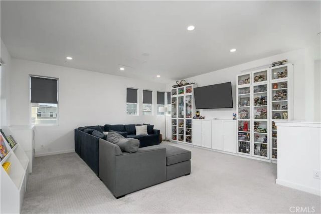 500 S Motif, Anaheim, CA 92805