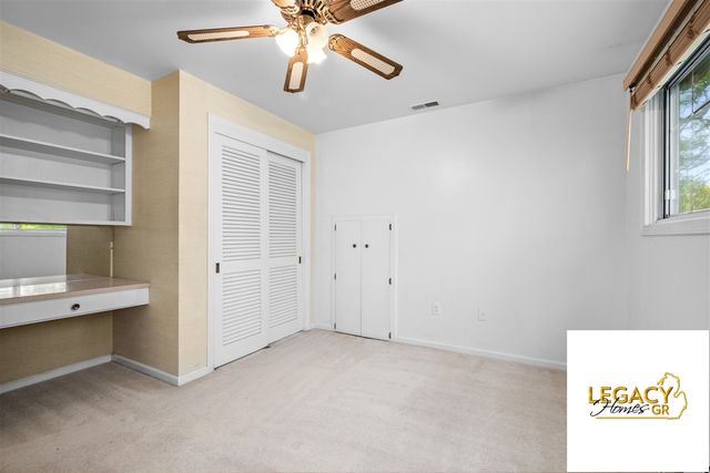 1646 Rose Parkway, Grand Rapids, MI 49506