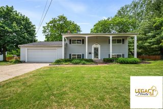 1646 Rose Parkway, Grand Rapids, MI 49506