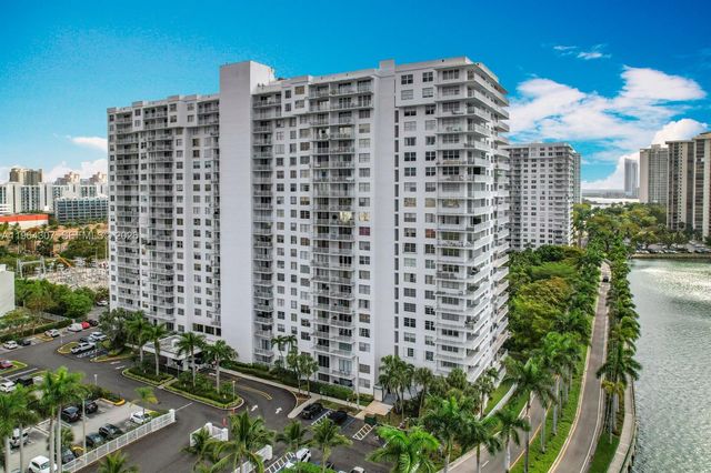 2801 NE 183rd Street 1504W, Aventura, FL 33160