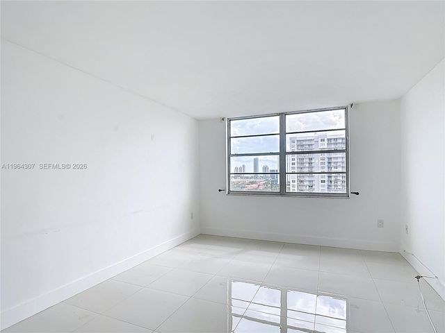 2801 NE 183rd Street 1504W, Aventura, FL 33160