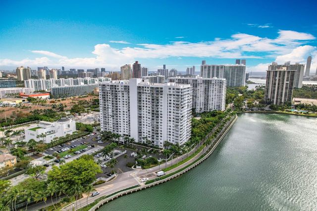 2801 NE 183rd Street 1504W, Aventura, FL 33160