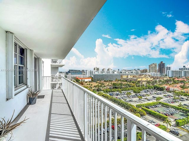 2801 NE 183rd Street 1504W, Aventura, FL 33160