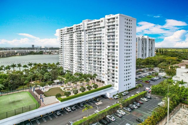 2801 NE 183rd Street 1504W, Aventura, FL 33160