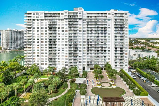 2801 NE 183rd Street 1504W, Aventura, FL 33160