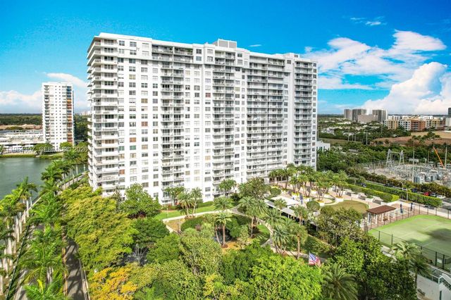 2801 NE 183rd Street 1504W, Aventura, FL 33160