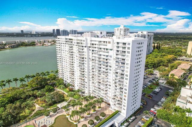 2801 NE 183rd Street 1504W, Aventura, FL 33160