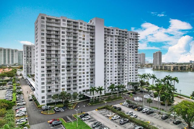 2801 NE 183rd Street 1504W, Aventura, FL 33160