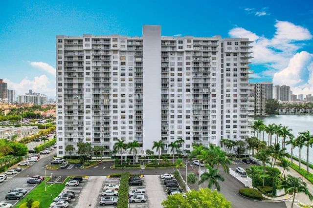 2801 NE 183rd Street 1504W, Aventura, FL 33160