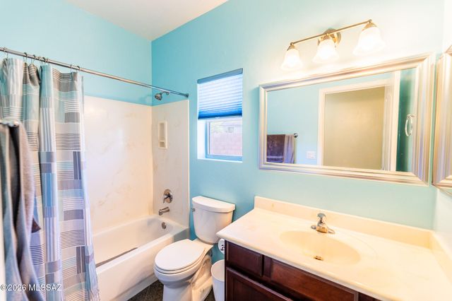 1003 S Throne Room Street, Benson, AZ 85602