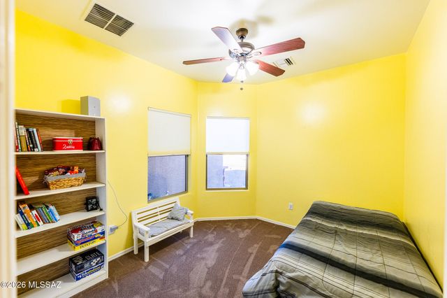 1003 S Throne Room Street, Benson, AZ 85602