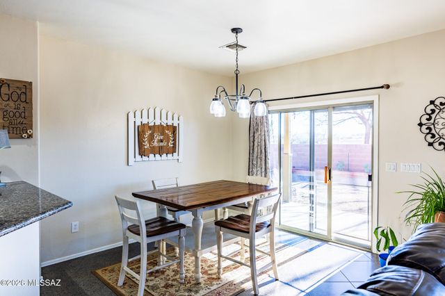 1003 S Throne Room Street, Benson, AZ 85602