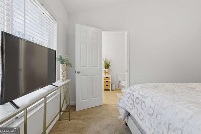 1428 Liberty Parkway NW, Atlanta, GA 30318