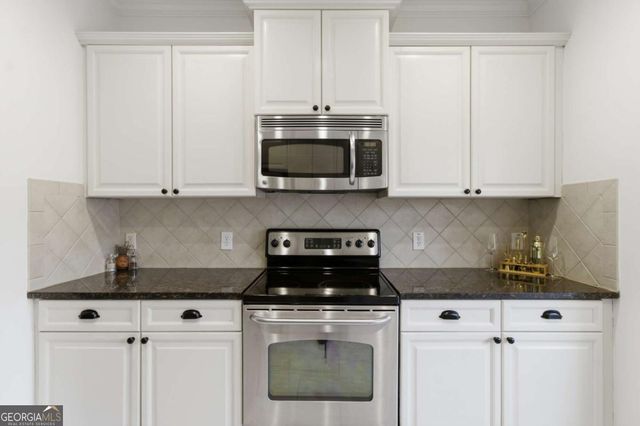 1428 Liberty Parkway NW, Atlanta, GA 30318