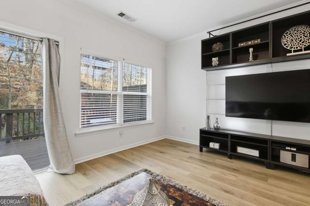 1428 Liberty Parkway NW, Atlanta, GA 30318