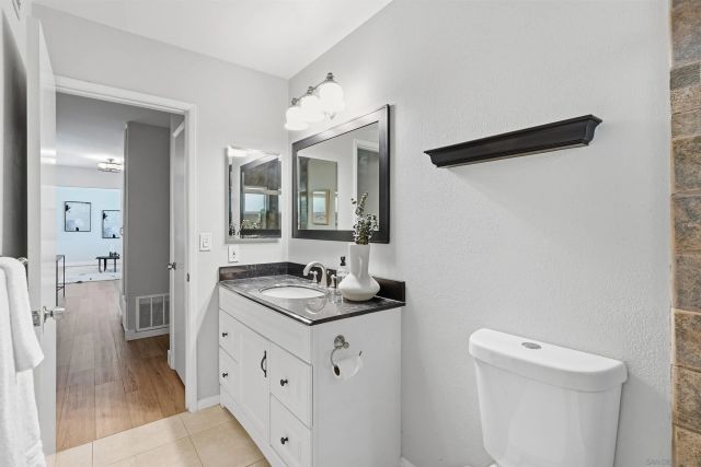 7711 Golfcrest Dr, San Diego, CA 92119