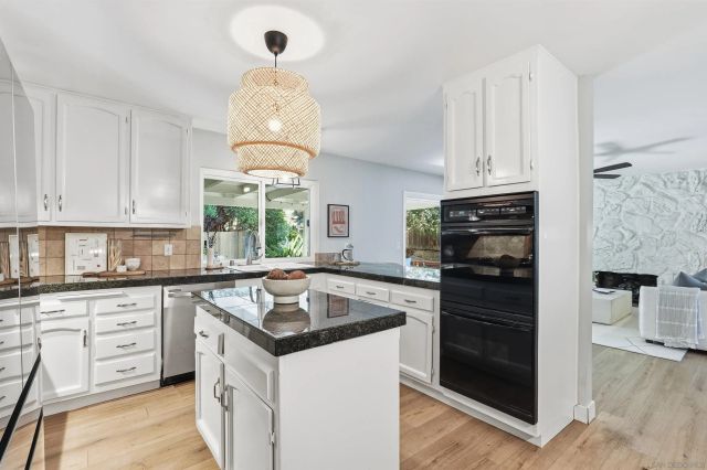 7711 Golfcrest Dr, San Diego, CA 92119