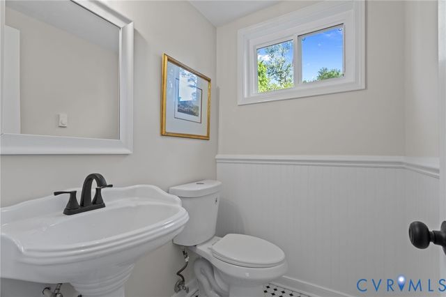 10009 Cheyenne Ct, Richmond, VA 23235