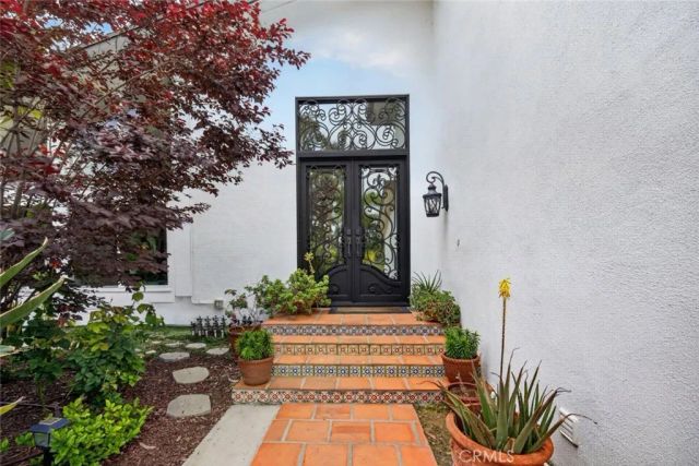 19724 Trull Brook Drive, Tarzana, CA 91356
