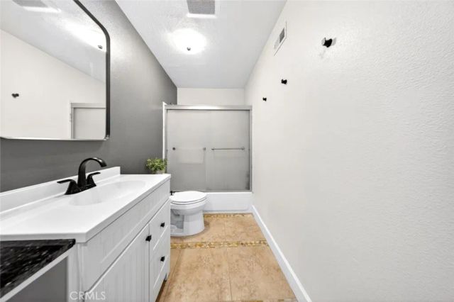19724 Trull Brook Drive, Tarzana, CA 91356