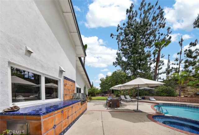 19724 Trull Brook Drive, Tarzana, CA 91356