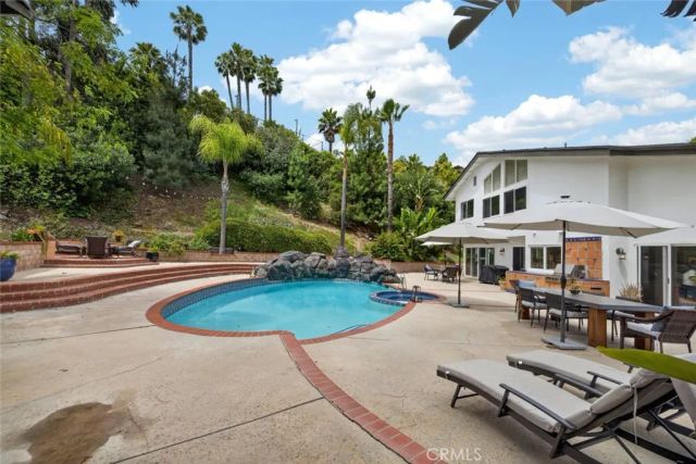 19724 Trull Brook Drive, Tarzana, CA 91356