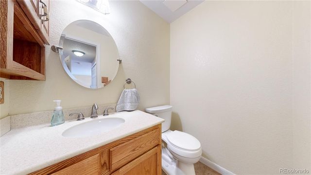5200 E 123rd Avenue, Thornton, CO 80241