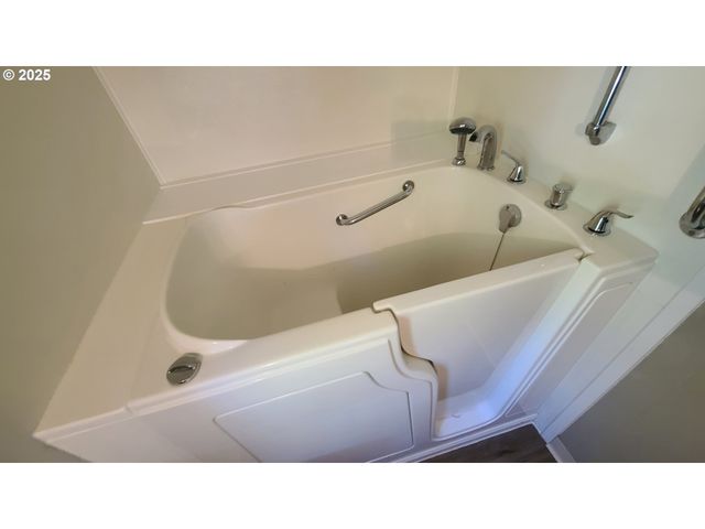 15509 Se MILL PLAIN Blvd 43, Vancouver, WA 98684