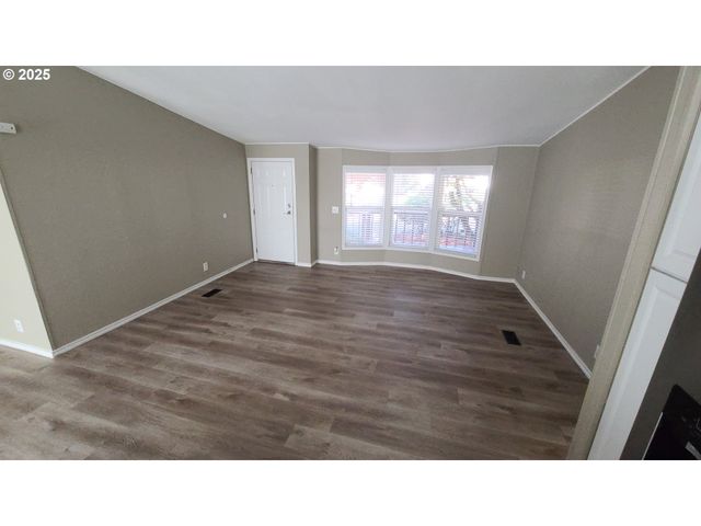 15509 Se MILL PLAIN Blvd 43, Vancouver, WA 98684