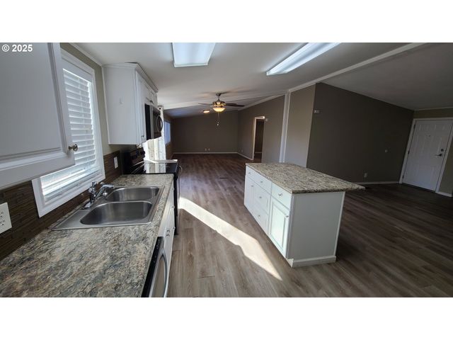 15509 Se MILL PLAIN Blvd 43, Vancouver, WA 98684