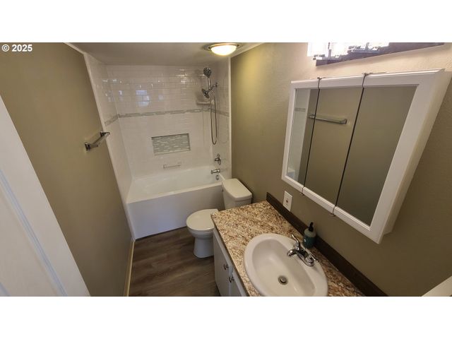 15509 Se MILL PLAIN Blvd 43, Vancouver, WA 98684