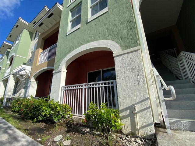 11202 NW 83rd St 106, Doral, FL 33178