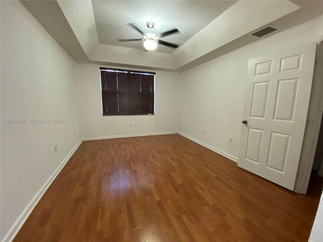 11202 NW 83rd St 106, Doral, FL 33178