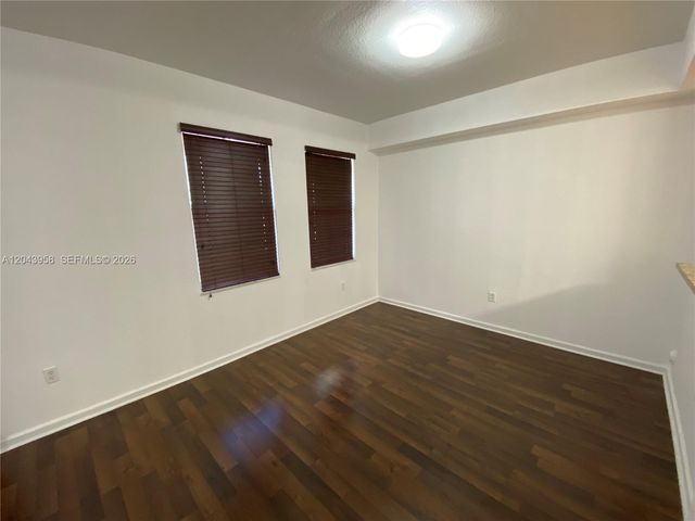 11202 NW 83rd St 106, Doral, FL 33178