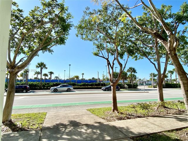11202 NW 83rd St 106, Doral, FL 33178