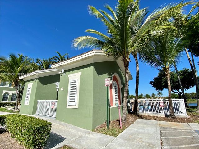 11202 NW 83rd St 106, Doral, FL 33178