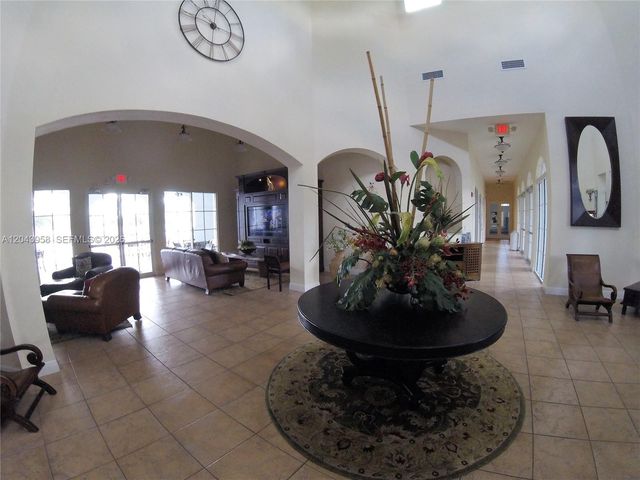 11202 NW 83rd St 106, Doral, FL 33178