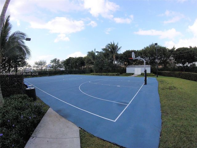 11202 NW 83rd St 106, Doral, FL 33178