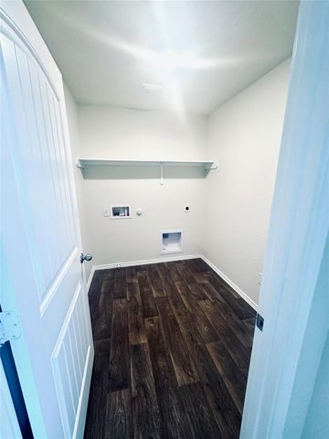 13000 Roving PASS, Elgin, TX 78621