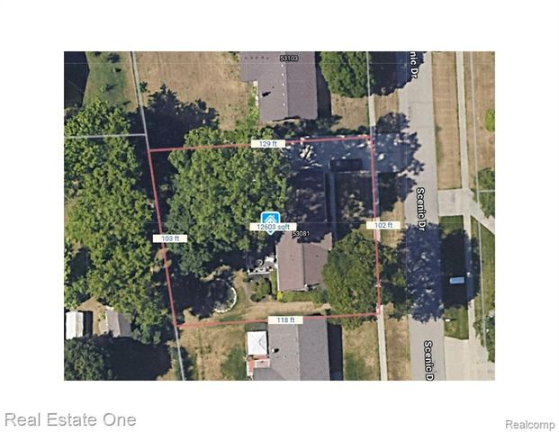 53081 Scenic Drive, Shelby Twp, MI 48316