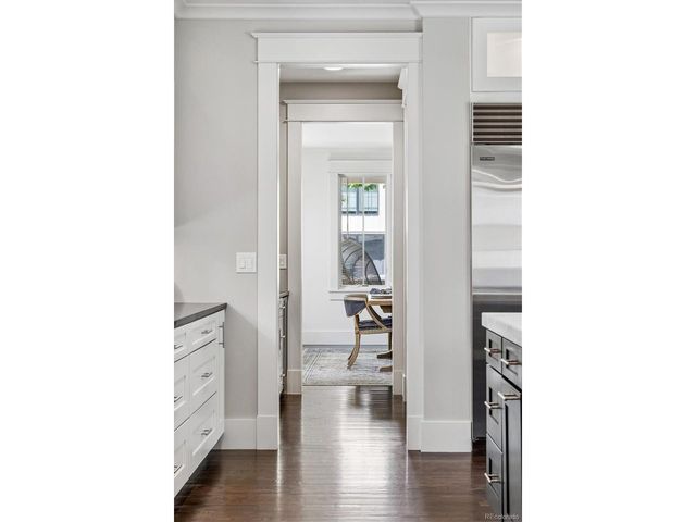 2424 S Madison St, Denver, CO 80210