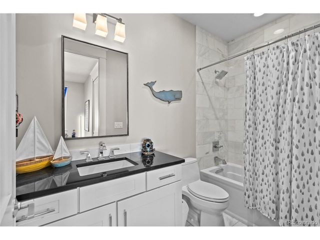 2424 S Madison St, Denver, CO 80210