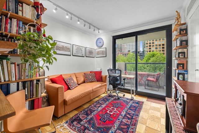 65 East India Row 3G, Boston, MA 02110