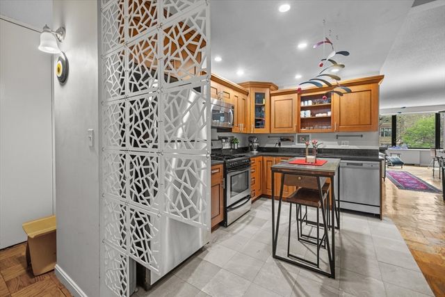 65 East India Row 3G, Boston, MA 02110