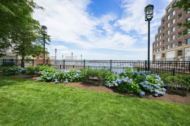 65 East India Row 3G, Boston, MA 02110
