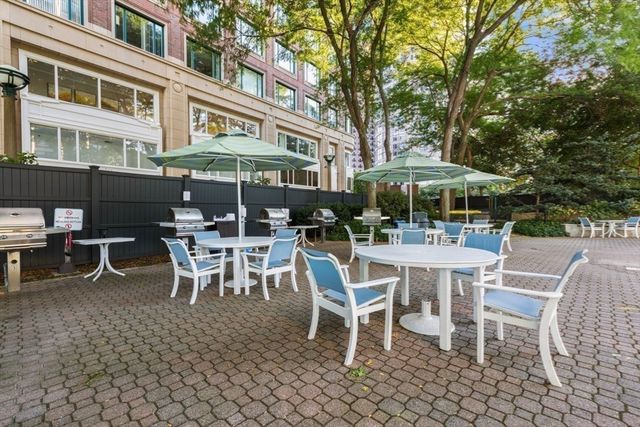 65 East India Row 3G, Boston, MA 02110