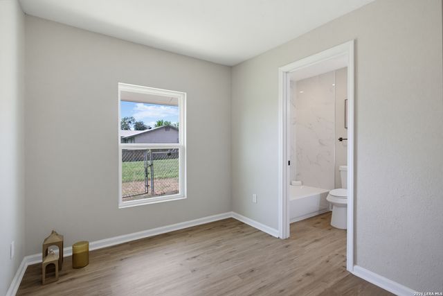 7218 PEBBLE CREEK DR, San Antonio, TX 78238